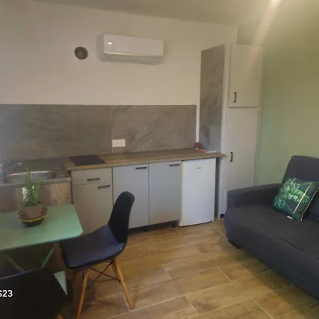 Logement Avec Exterieur Apartment