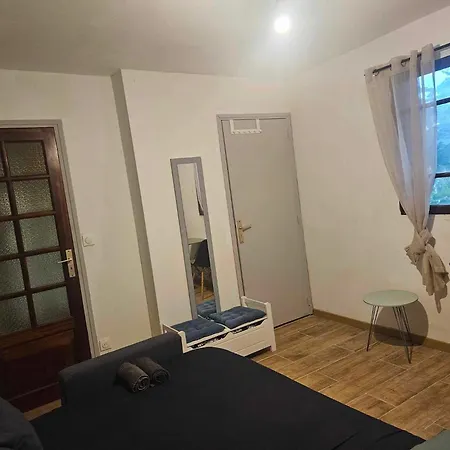Apartment Logement Avec Exterieur