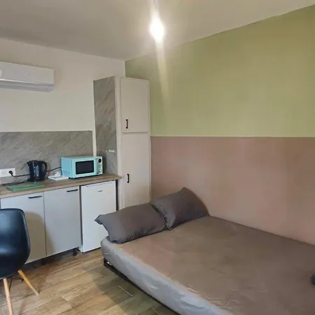 Apartman Avec Exterieur *