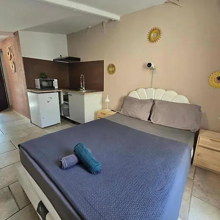 Apartment Avec Exterieur *